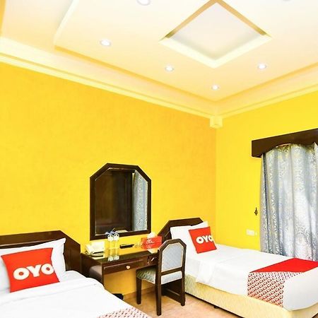 Marina Hotel Mutrah Exterior photo