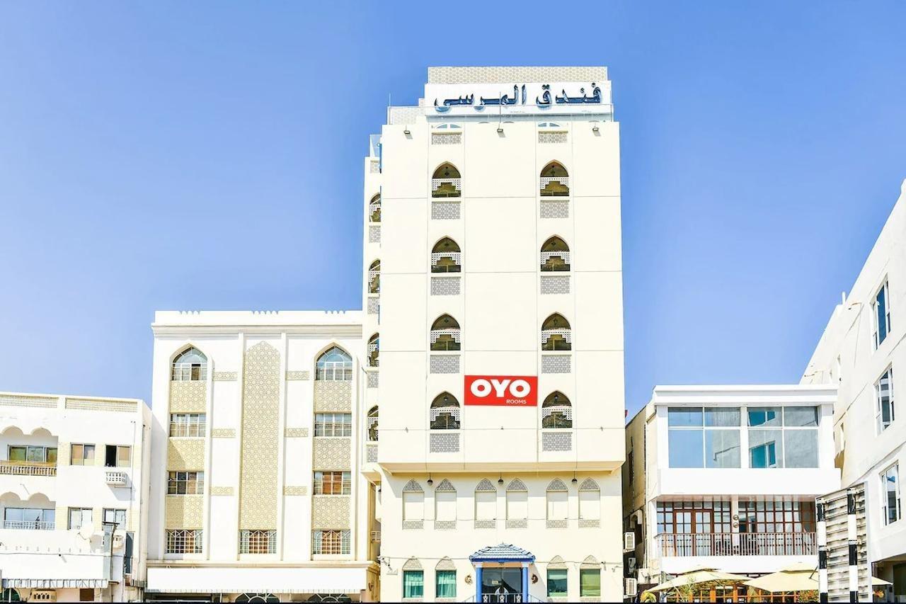 Marina Hotel Mutrah Exterior photo