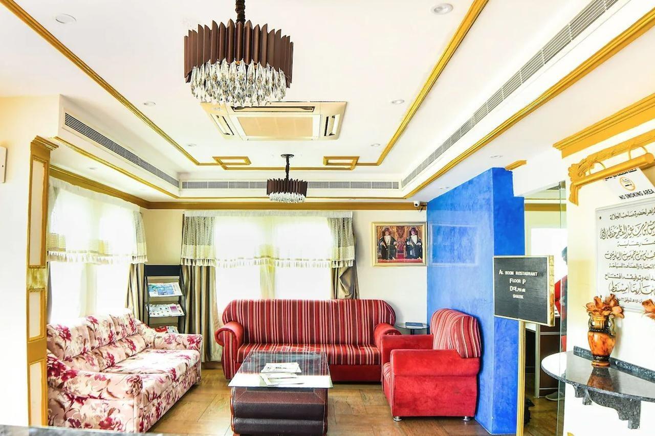 Marina Hotel Mutrah Exterior photo